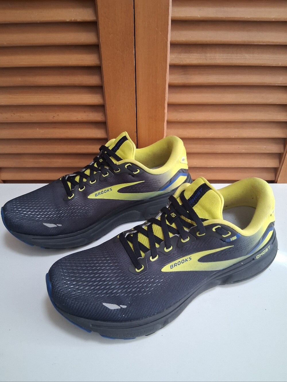Brooks Ghost 15 Men's Running Shoe * Size: 9
